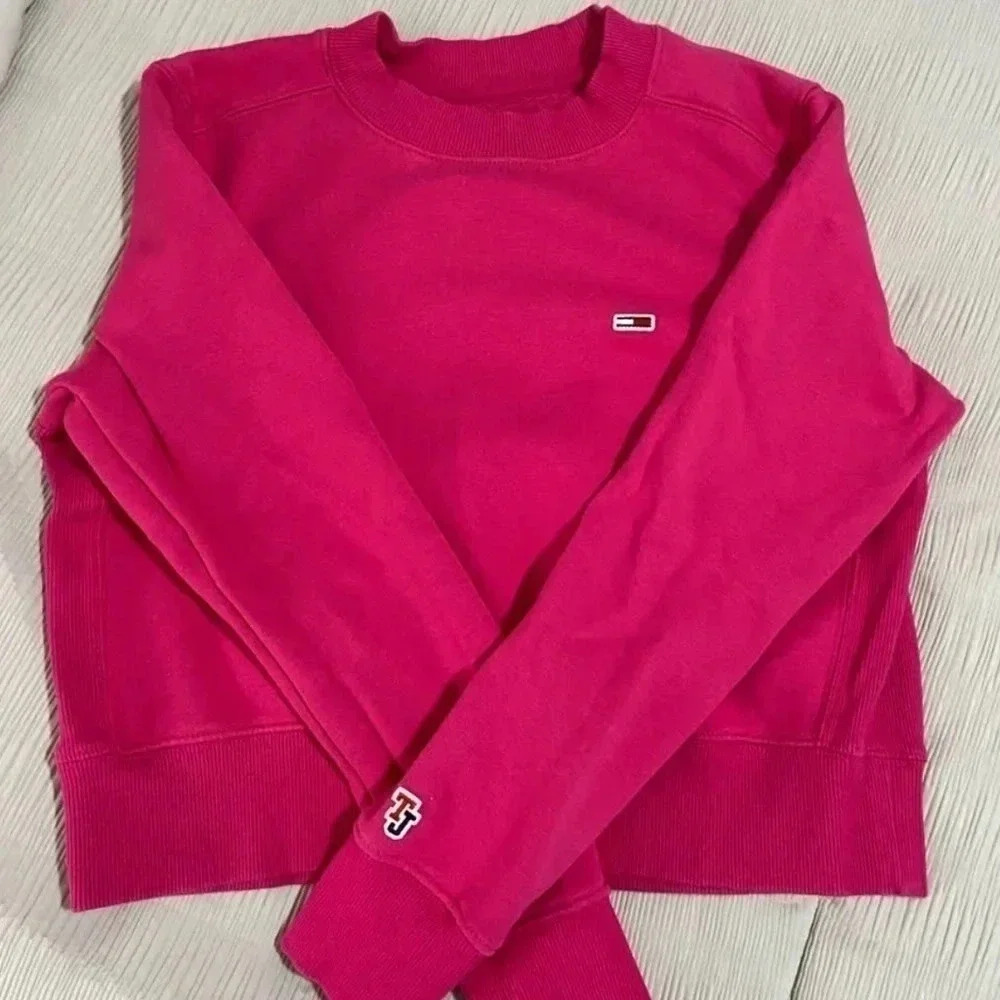 Tommy Jeans Cropped Sweater | Size XS
